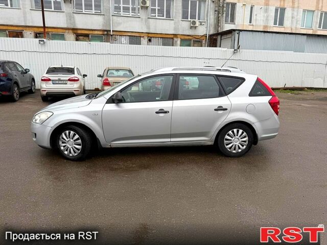 Серый Киа Сид, объемом двигателя 1.6 л и пробегом 333 тыс. км за 2700 $, фото 8 на Automoto.ua