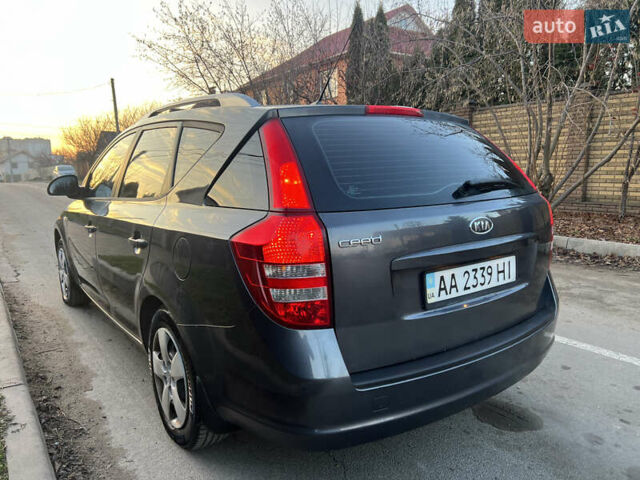 Серый Киа Сид, объемом двигателя 1.59 л и пробегом 249 тыс. км за 6250 $, фото 3 на Automoto.ua