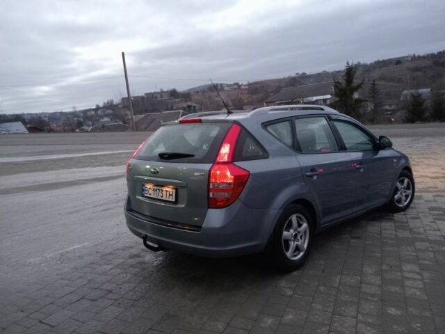 Киа Сид 2008 в Самборе на Automoto.ua Серый Киа Сид, объемом двигателя 1.6 л и пробегом 230 тыс. км за 5500 $, фото 3 на Automoto.ua