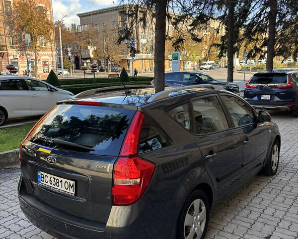 Сірий Кіа Сід, об'ємом двигуна 1.6 л та пробігом 275 тис. км за 5000 $, фото 9 на Automoto.ua