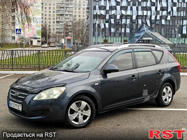 Сірий Кіа Сід, об'ємом двигуна 1.6 л та пробігом 250 тис. км за 5600 $, фото 1 на Automoto.ua