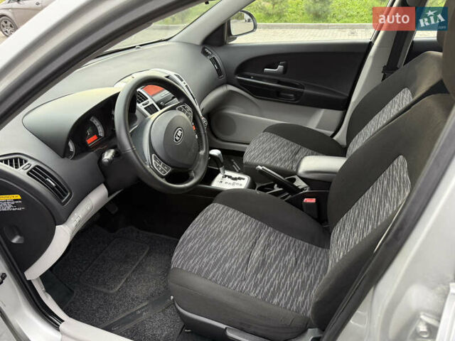 Серый Киа Сид, объемом двигателя 1.6 л и пробегом 197 тыс. км за 6700 $, фото 9 на Automoto.ua