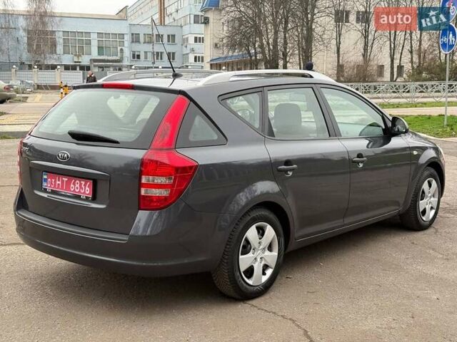 Сірий Кіа Сід, об'ємом двигуна 1.4 л та пробігом 202 тис. км за 6700 $, фото 4 на Automoto.ua