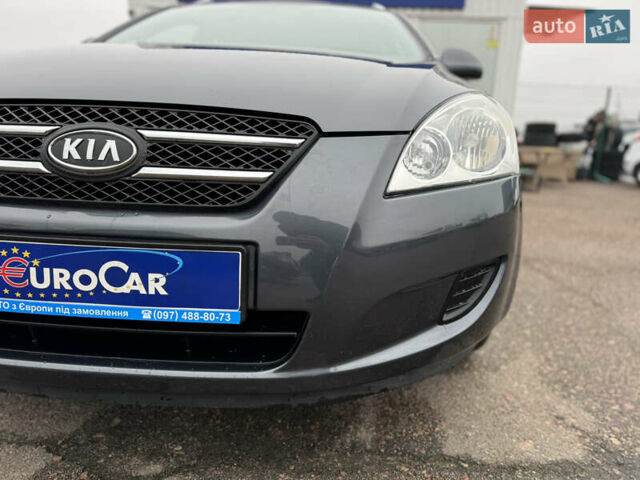 Серый Киа Сид, объемом двигателя 1.6 л и пробегом 216 тыс. км за 7300 $, фото 20 на Automoto.ua