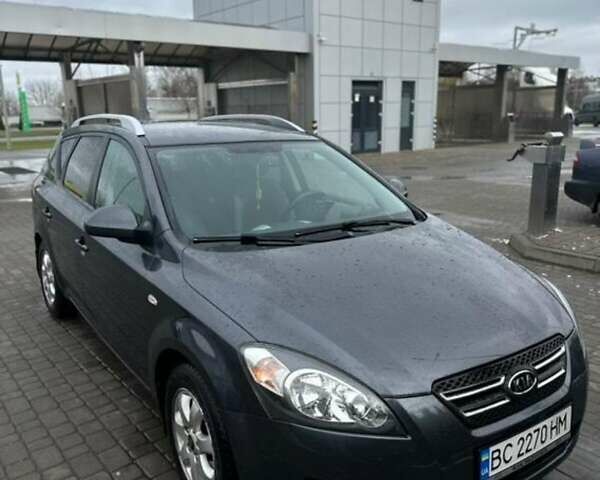 Серый Киа Сид, объемом двигателя 1.6 л и пробегом 213 тыс. км за 7000 $, фото 1 на Automoto.ua