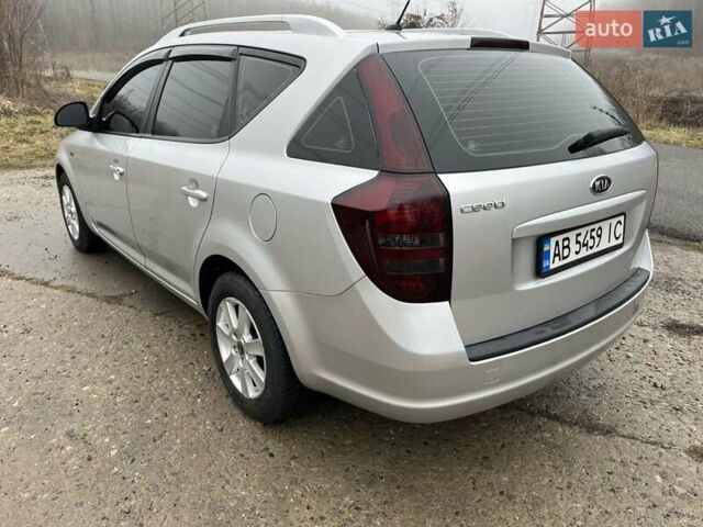 Серый Киа Сид, объемом двигателя 1.6 л и пробегом 199 тыс. км за 6200 $, фото 3 на Automoto.ua