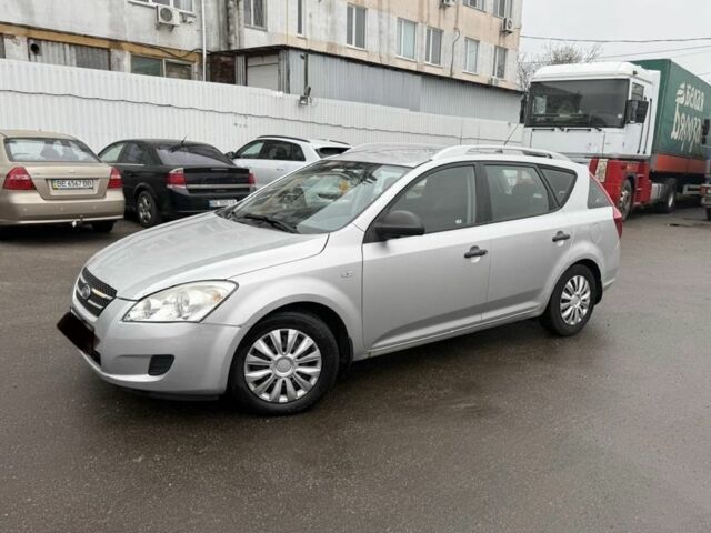 Сірий Кіа Сід, об'ємом двигуна 1.6 л та пробігом 333 тис. км за 2799 $, фото 2 на Automoto.ua