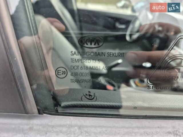 Серый Киа Сид, объемом двигателя 1.4 л и пробегом 156 тыс. км за 6450 $, фото 17 на Automoto.ua