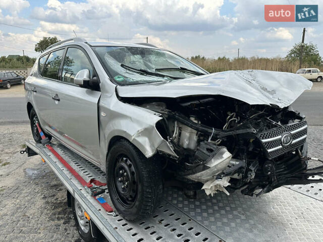 Серый Киа Сид, объемом двигателя 1.59 л и пробегом 281 тыс. км за 1650 $, фото 8 на Automoto.ua