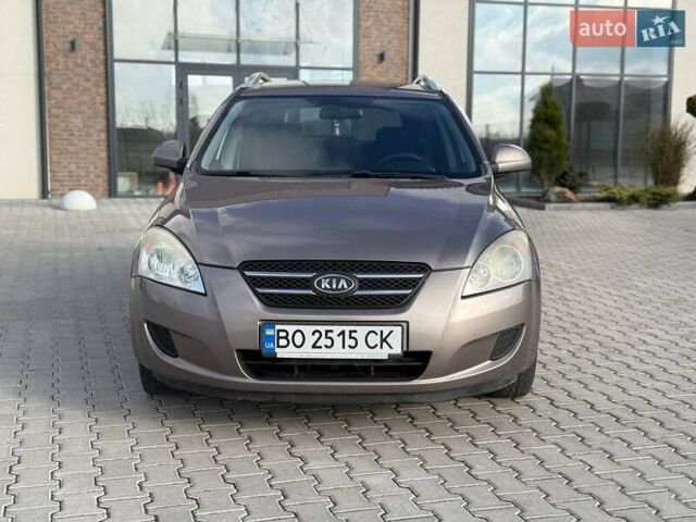 Серый Киа Сид, объемом двигателя 1.6 л и пробегом 247 тыс. км за 5999 $, фото 1 на Automoto.ua