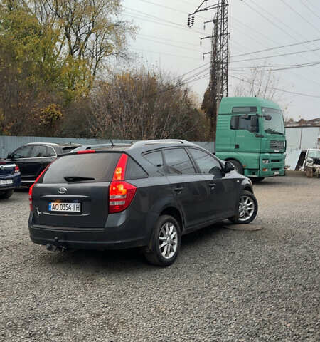 Серый Киа Сид, объемом двигателя 1.4 л и пробегом 258 тыс. км за 4599 $, фото 16 на Automoto.ua