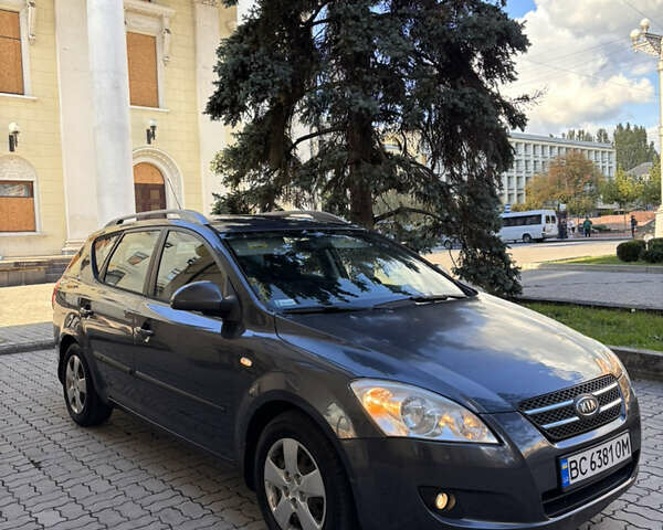 Сірий Кіа Сід, об'ємом двигуна 1.6 л та пробігом 275 тис. км за 5000 $, фото 1 на Automoto.ua