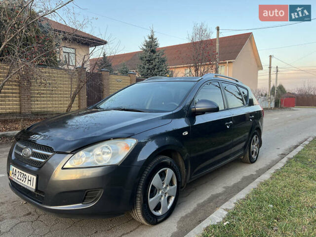 Серый Киа Сид, объемом двигателя 1.59 л и пробегом 249 тыс. км за 6250 $, фото 5 на Automoto.ua