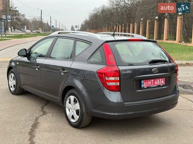Сірий Кіа Сід, об'ємом двигуна 1.4 л та пробігом 202 тис. км за 6700 $, фото 8 на Automoto.ua