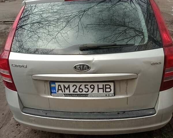 Серый Киа Сид, объемом двигателя 2 л и пробегом 288 тыс. км за 5500 $, фото 1 на Automoto.ua