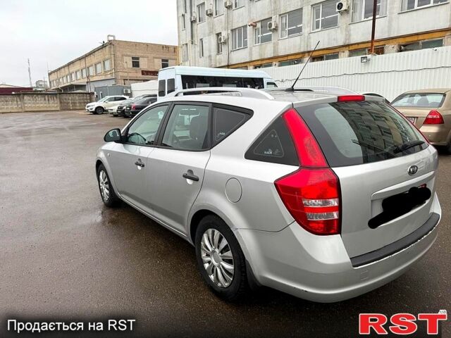 Серый Киа Сид, объемом двигателя 1.6 л и пробегом 333 тыс. км за 2700 $, фото 5 на Automoto.ua