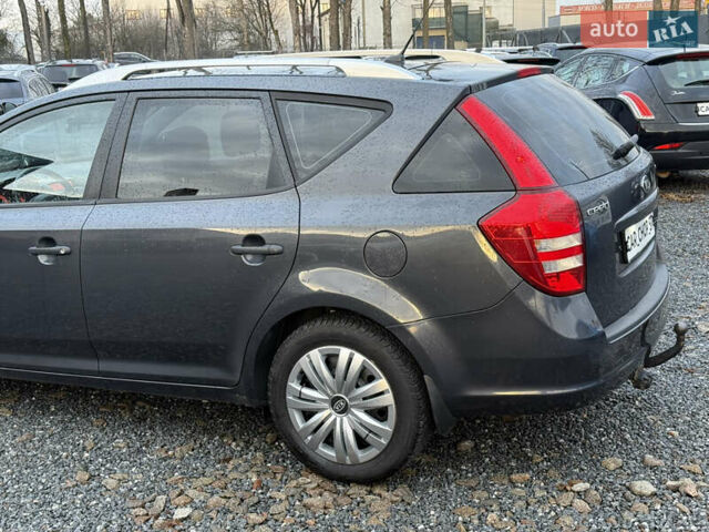 Сірий Кіа Сід, об'ємом двигуна 1.58 л та пробігом 346 тис. км за 5200 $, фото 10 на Automoto.ua