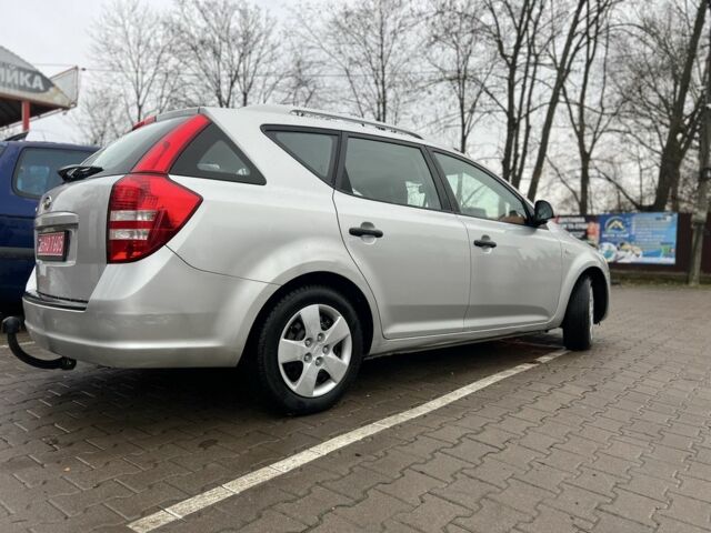 Сірий Кіа Сід, об'ємом двигуна 1.6 л та пробігом 262 тис. км за 5300 $, фото 4 на Automoto.ua