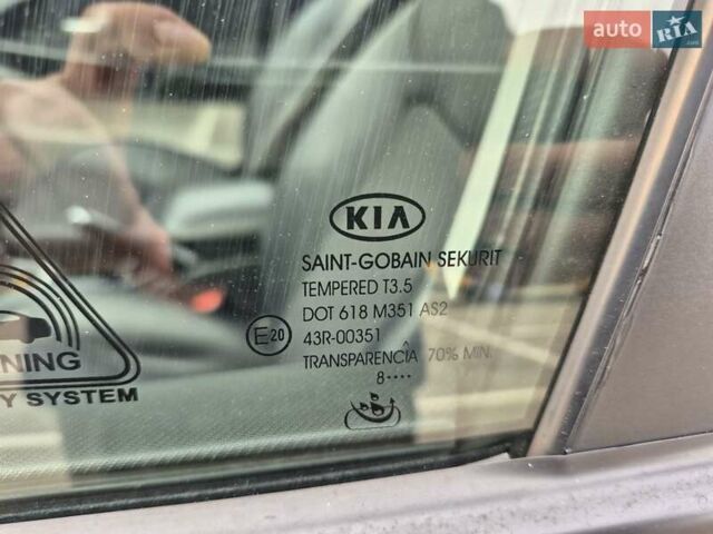 Серый Киа Сид, объемом двигателя 1.4 л и пробегом 156 тыс. км за 6450 $, фото 15 на Automoto.ua