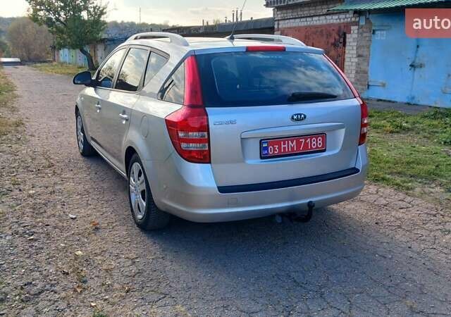 Кіа Сід 2008 у Краматорске на Automoto.ua Сірий Кіа Сід, об'ємом двигуна 1.4 л та пробігом 217 тис. км за 5700 $, фото 4 на Automoto.ua