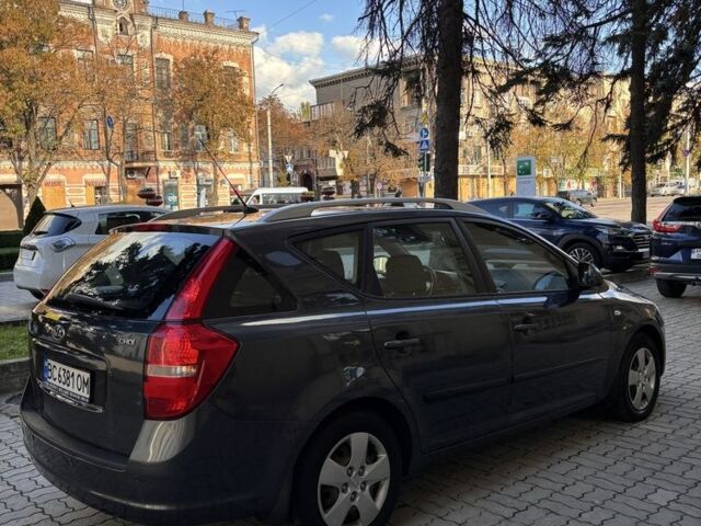 Серый Киа Сид, объемом двигателя 1.6 л и пробегом 275 тыс. км за 5200 $, фото 7 на Automoto.ua