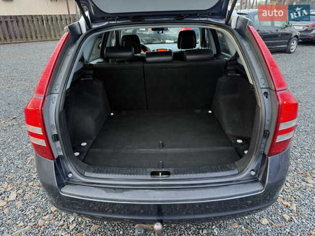 Сірий Кіа Сід, об'ємом двигуна 1.58 л та пробігом 346 тис. км за 5200 $, фото 17 на Automoto.ua