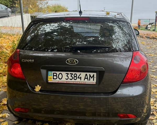 Серый Киа Сид, объемом двигателя 1.4 л и пробегом 800 тыс. км за 5499 $, фото 16 на Automoto.ua
