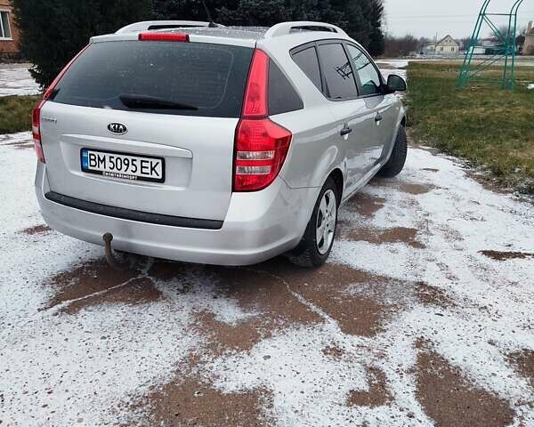 Серый Киа Сид, объемом двигателя 1.4 л и пробегом 152 тыс. км за 6300 $, фото 3 на Automoto.ua