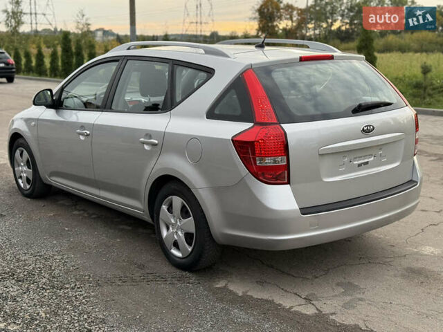 Серый Киа Сид, объемом двигателя 1.6 л и пробегом 197 тыс. км за 6700 $, фото 4 на Automoto.ua