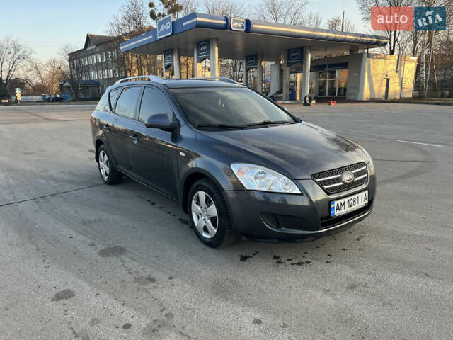 Серый Киа Сид, объемом двигателя 1.58 л и пробегом 250 тыс. км за 5800 $, фото 5 на Automoto.ua