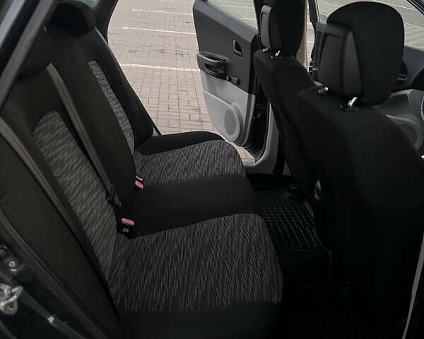 Киа Сид 2008 в Черкассах на Automoto.ua Серый Киа Сид, объемом двигателя 1.58 л и пробегом 165 тыс. км за 5700 $, фото 12 на Automoto.ua