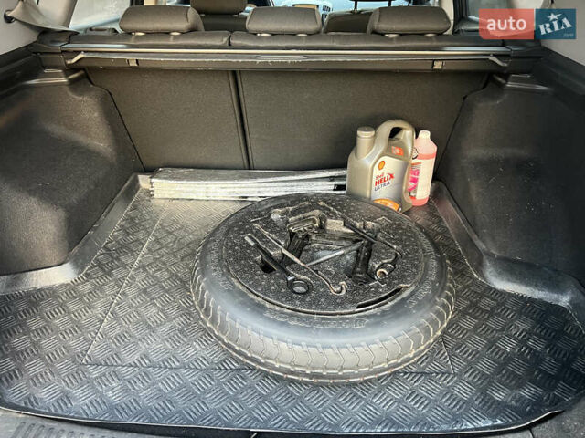 Серый Киа Сид, объемом двигателя 1.59 л и пробегом 249 тыс. км за 6250 $, фото 50 на Automoto.ua