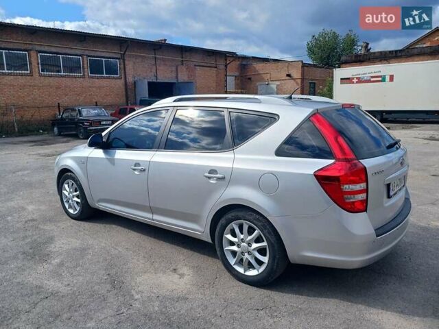 Серый Киа Сид, объемом двигателя 1.59 л и пробегом 316 тыс. км за 5800 $, фото 6 на Automoto.ua