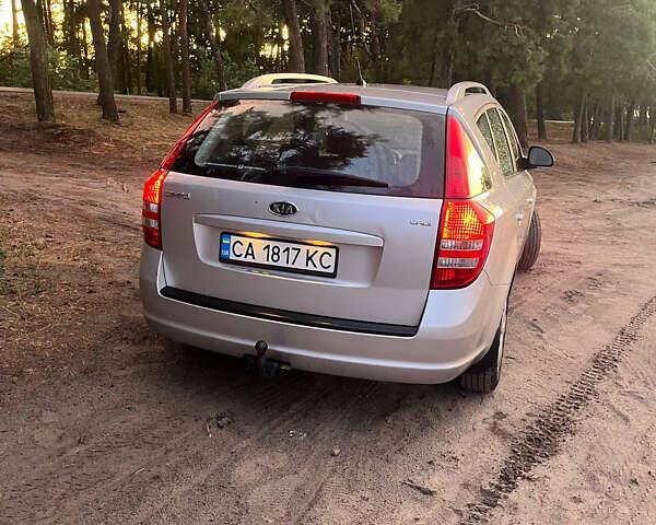 Сірий Кіа Сід, об'ємом двигуна 2.02 л та пробігом 196 тис. км за 7300 $, фото 14 на Automoto.ua