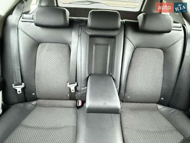 Серый Киа Сид, объемом двигателя 1.59 л и пробегом 223 тыс. км за 6000 $, фото 23 на Automoto.ua