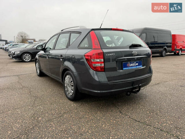 Серый Киа Сид, объемом двигателя 1.6 л и пробегом 216 тыс. км за 7300 $, фото 10 на Automoto.ua