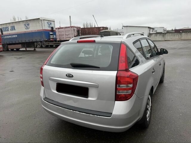 Сірий Кіа Сід, об'ємом двигуна 1.6 л та пробігом 333 тис. км за 2700 $, фото 7 на Automoto.ua