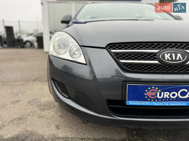 Серый Киа Сид, объемом двигателя 1.6 л и пробегом 216 тыс. км за 7300 $, фото 21 на Automoto.ua