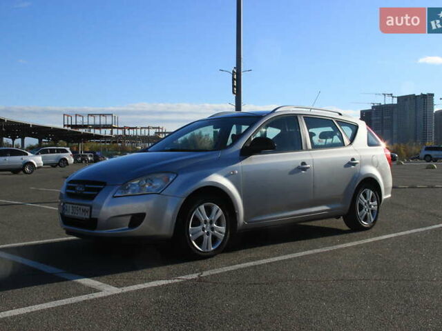 Серый Киа Сид, объемом двигателя 1.59 л и пробегом 275 тыс. км за 5200 $, фото 8 на Automoto.ua