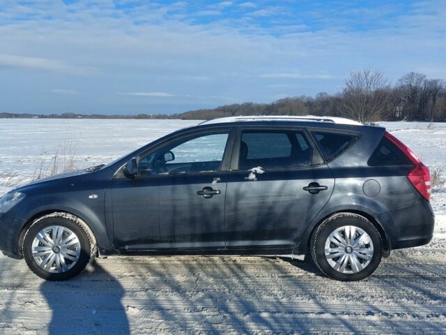 Сірий Кіа Сід, об'ємом двигуна 1.6 л та пробігом 346 тис. км за 5000 $, фото 2 на Automoto.ua