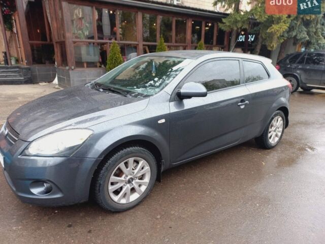 Сірий Кіа Сід, об'ємом двигуна 1.6 л та пробігом 300 тис. км за 4500 $, фото 1 на Automoto.ua