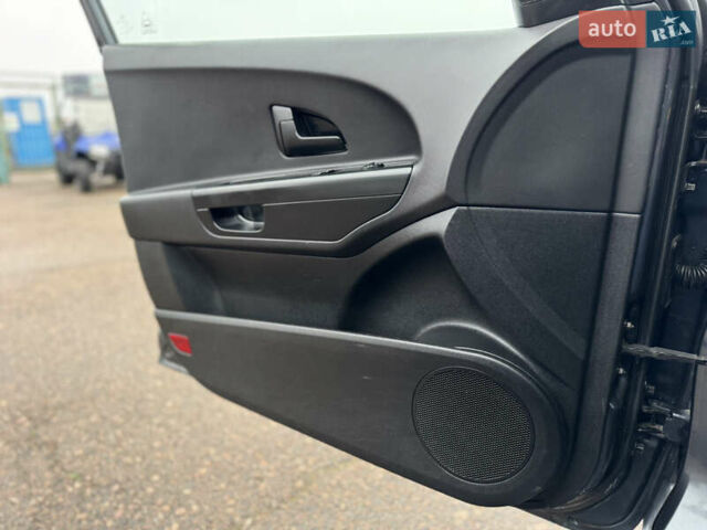 Серый Киа Сид, объемом двигателя 1.6 л и пробегом 216 тыс. км за 7300 $, фото 62 на Automoto.ua