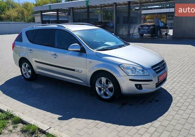 Сірий Кіа Сід, об'ємом двигуна 1.6 л та пробігом 219 тис. км за 6300 $, фото 12 на Automoto.ua