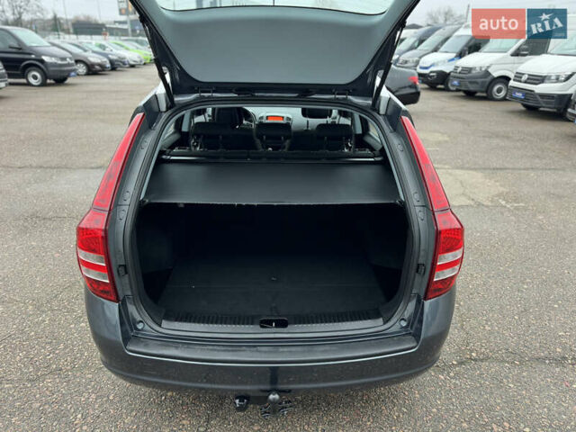 Серый Киа Сид, объемом двигателя 1.6 л и пробегом 216 тыс. км за 7300 $, фото 31 на Automoto.ua