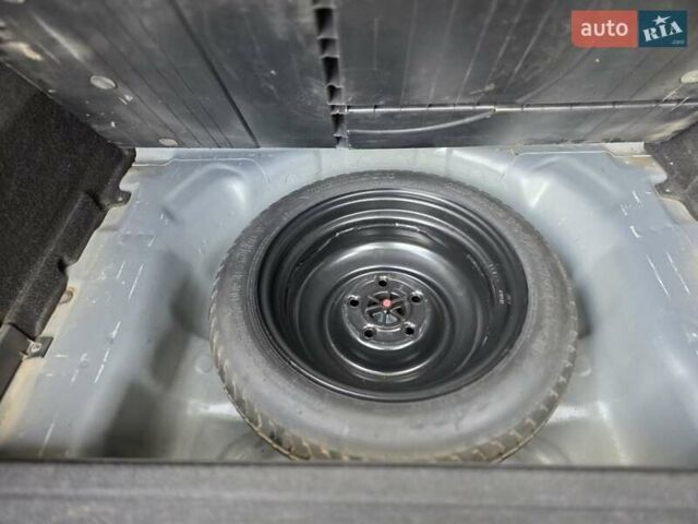 Серый Киа Сид, объемом двигателя 1.58 л и пробегом 246 тыс. км за 5300 $, фото 16 на Automoto.ua