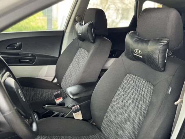 Серый Киа Сид, объемом двигателя 1.6 л и пробегом 186 тыс. км за 5599 $, фото 18 на Automoto.ua