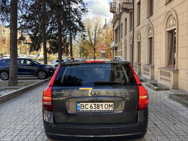 Серый Киа Сид, объемом двигателя 1.6 л и пробегом 275 тыс. км за 5200 $, фото 13 на Automoto.ua