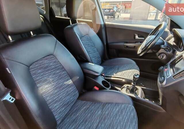 Сірий Кіа Сід, об'ємом двигуна 1.6 л та пробігом 219 тис. км за 6300 $, фото 21 на Automoto.ua