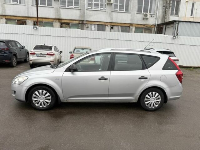 Сірий Кіа Сід, об'ємом двигуна 1.6 л та пробігом 333 тис. км за 2700 $, фото 4 на Automoto.ua