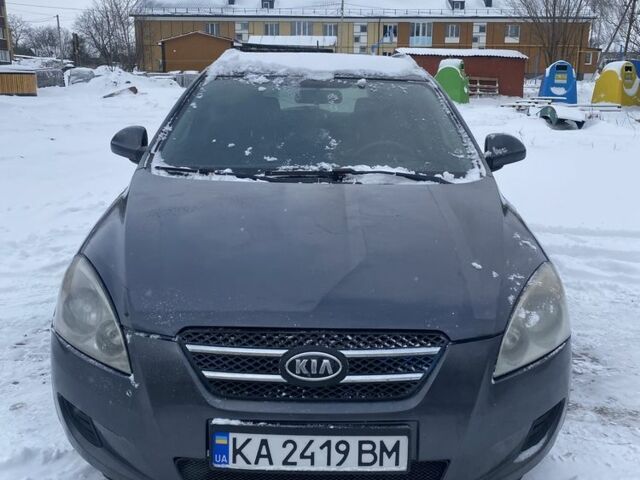 Сірий Кіа Сід, об'ємом двигуна 1.6 л та пробігом 200 тис. км за 3499 $, фото 2 на Automoto.ua